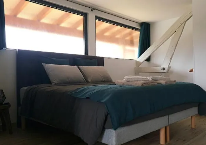 Le 4 Frühstückspension Montignac-Lascaux